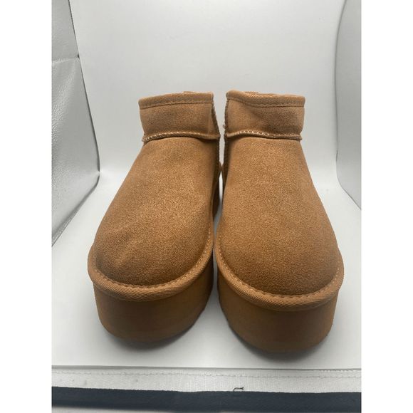 CUSHIONAIRE Women's COZY Genuine Suede pull on platform boot, Chestnut 8.5 - Picture 5 of 5